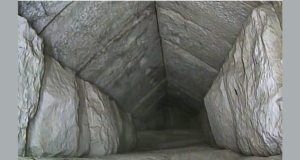 Scoperto un corridoio all’interno della Grande Piramide di Giza